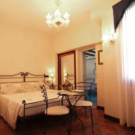 Cariccio Guest House, In The Historic Center Of Venise